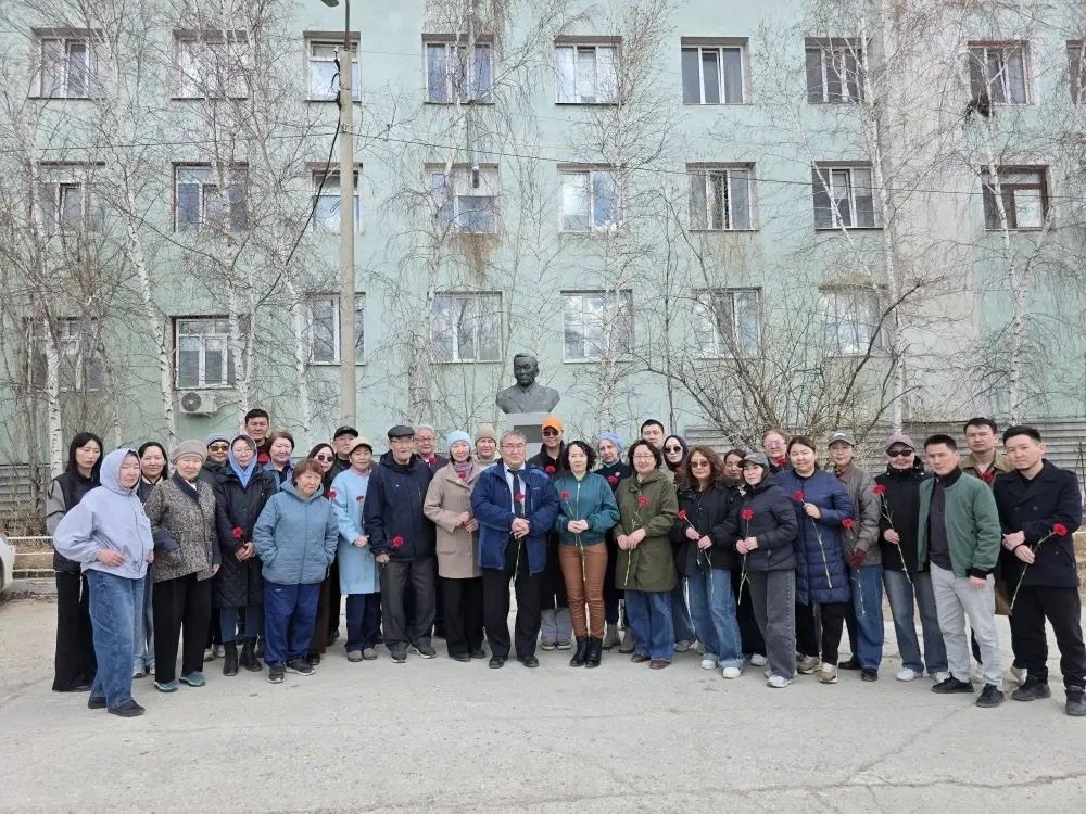 В Якутии почтили память легендарного учёного и ветерана Михаила Сафронова ИА YakutiaMedia