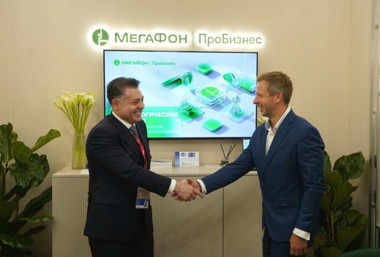 Подписание соглашения пресс-служба компании МегаФон