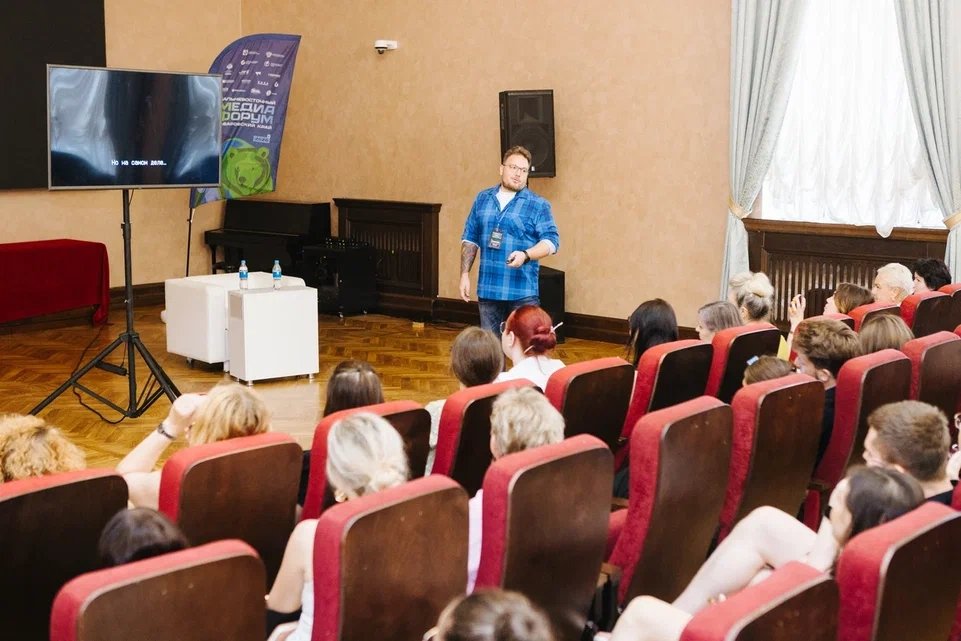 Александр Ковалев