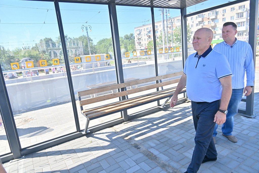 В Хабаровске обновили 48 остановок на гостевом маршруте