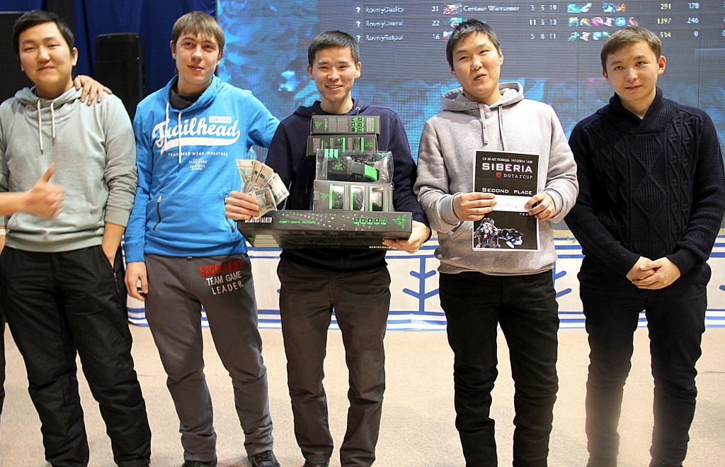 Открытый онлайн-турнир по компьютерной игре "DOTA2" прошел в Якутске, Фото с места события из других источников