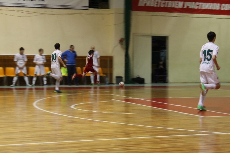 За первенство страны по мини-футболу сражаются юные футболисты Якутии, Фото с места события собственное