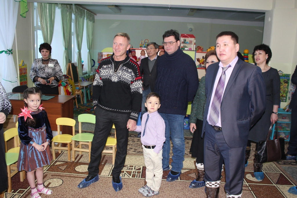Ливанов в Якутии, Фото с места события из других источников
