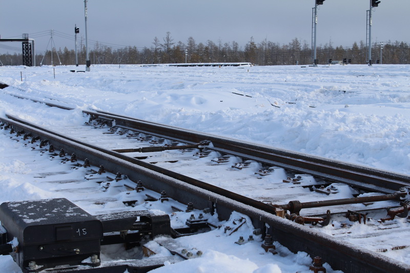 Террористы захватили здание железнодорожного вокзала в якутском поселке, Фото с места события из других источников