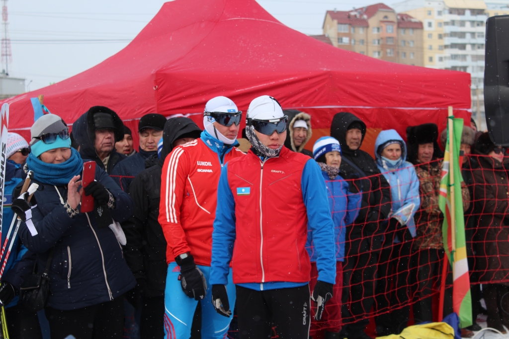 "Гонка звезд" с участием олимпийского чемпиона Никиты Крюкова стартовала в Якутске, Фото с места события собственное