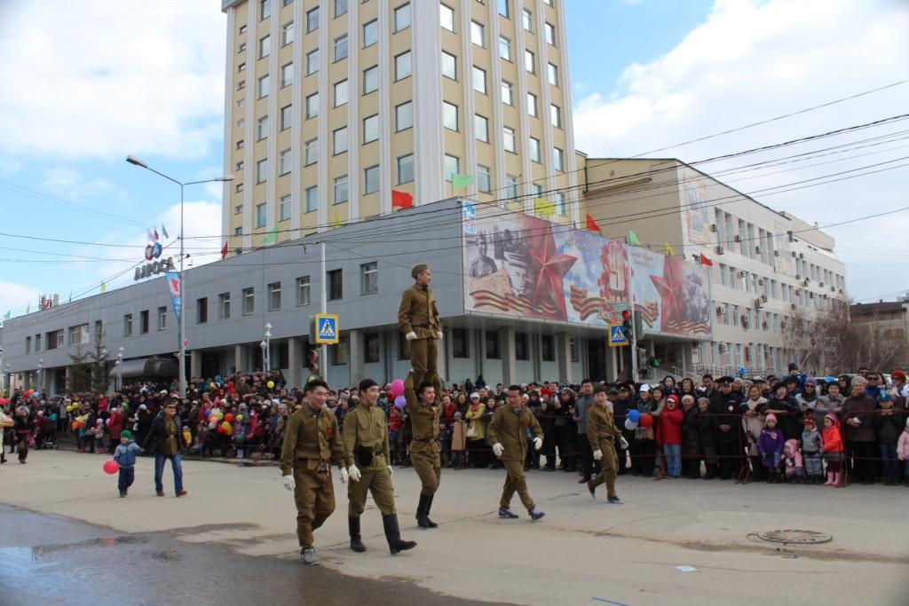 Первомайский парад прошел в Якутске, Фото с места события собственное
