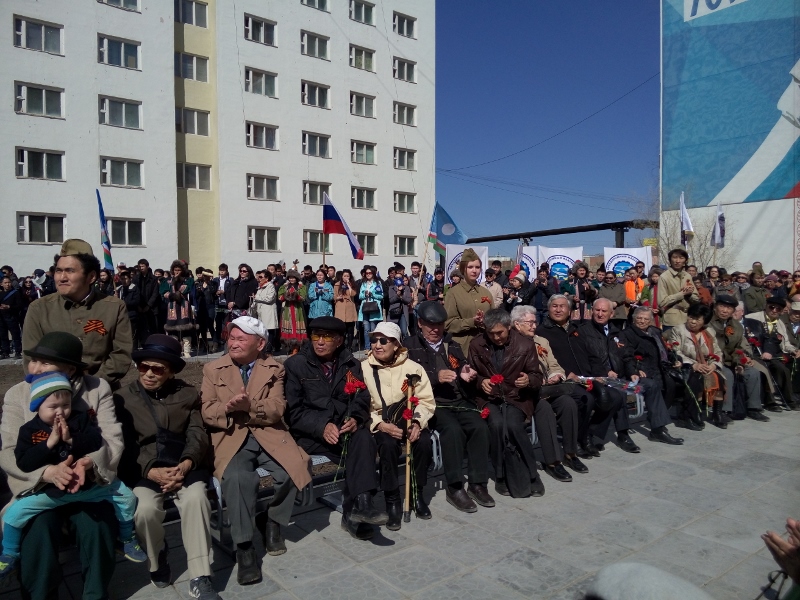 Имена 383 представителей университета увековечили в мемориале памяти якутским солдатам, Фото с места события собственное