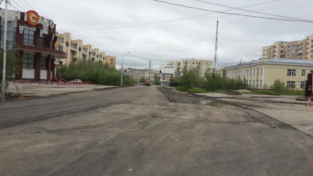 Участок дороги на улице Ярославского закрыли на неделю в Якутске