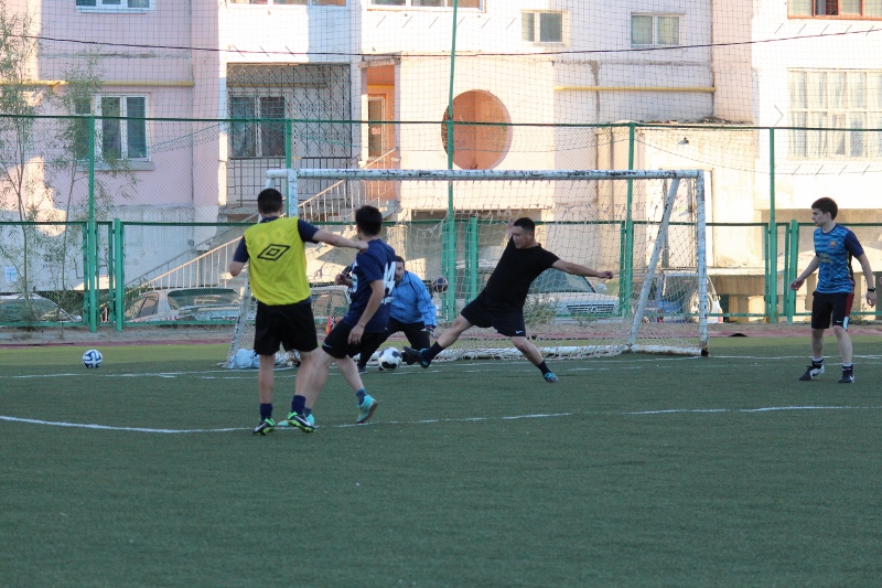 Игра в мяч по-якутски: мы берем это на улицах