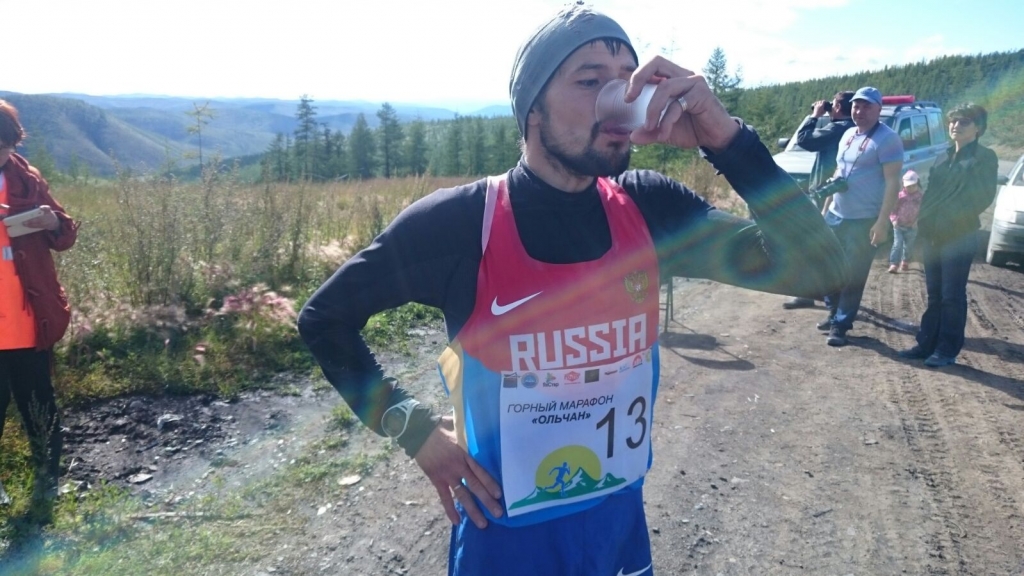 Чемпионом горного марафона "Ольчан-2015" в Якутии снова стал спортсмен из Уфы