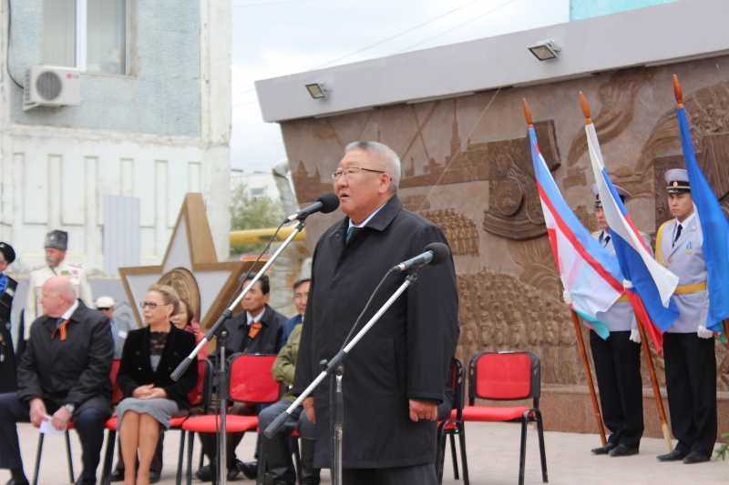 Мемориальный комплекс "Солдат Туймаады" открыли в Якутске
