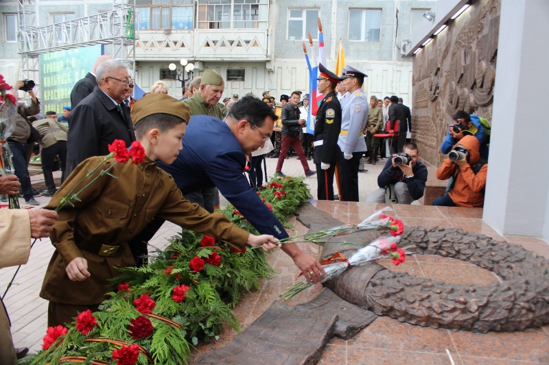 Мемориальный комплекс "Солдат Туймаады" открыли в Якутске