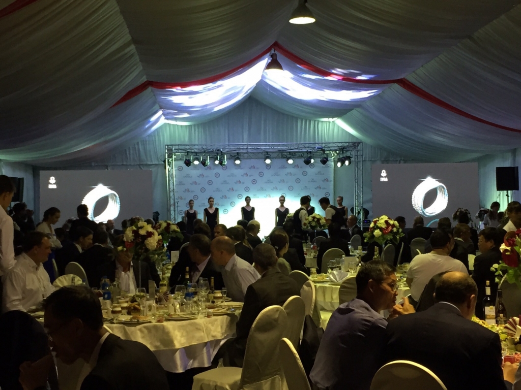 Компания "ЭПЛ. Якутские бриллианты" представила коллекцию украшений на ВЭФ