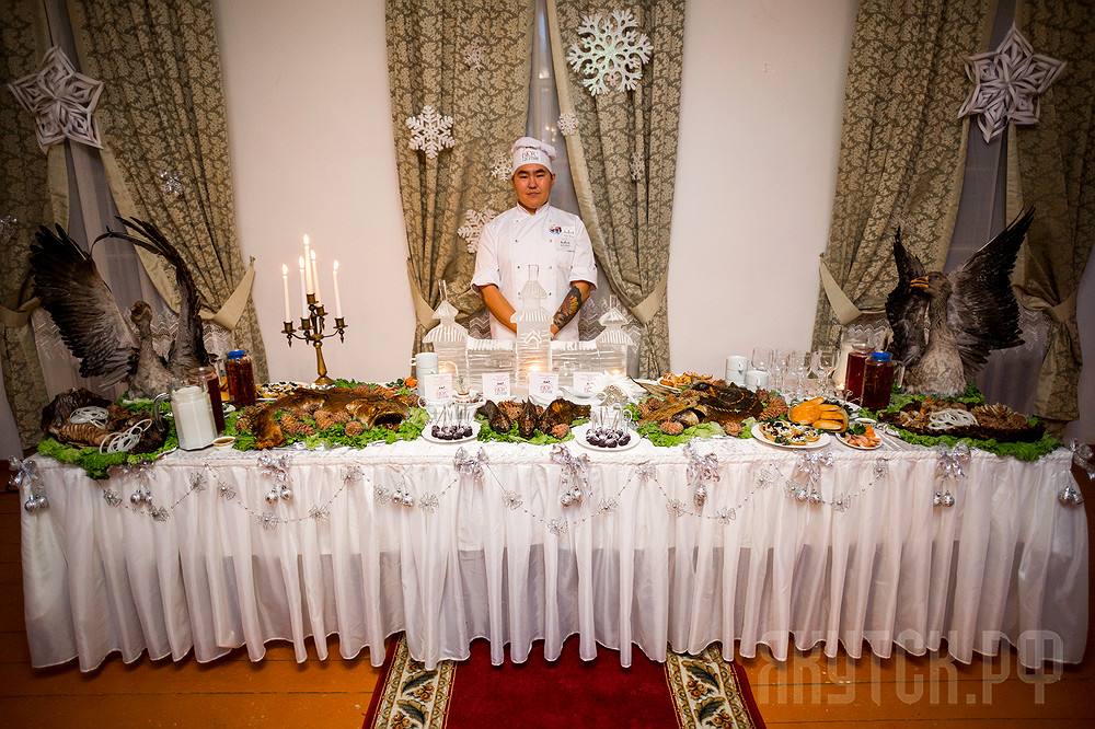 Блюда из рыбы и мяса презентовали в якутском ресторане "Чочур Муран"
