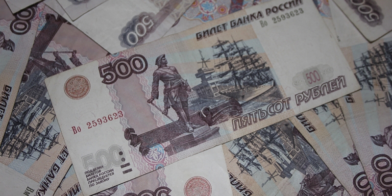 Пока вы спали: присяга для чиновников, штрафы для геев, уход Эммы Уотсон из профессии