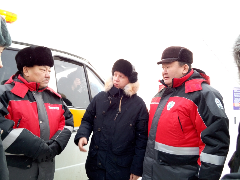 Автозимник на трассе А-331 "Вилюй" в Якутии обустроят за 120 млн рублей в 2016 году
