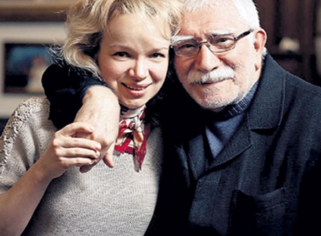 80-летний Армен Джигарханян женился в третий раз