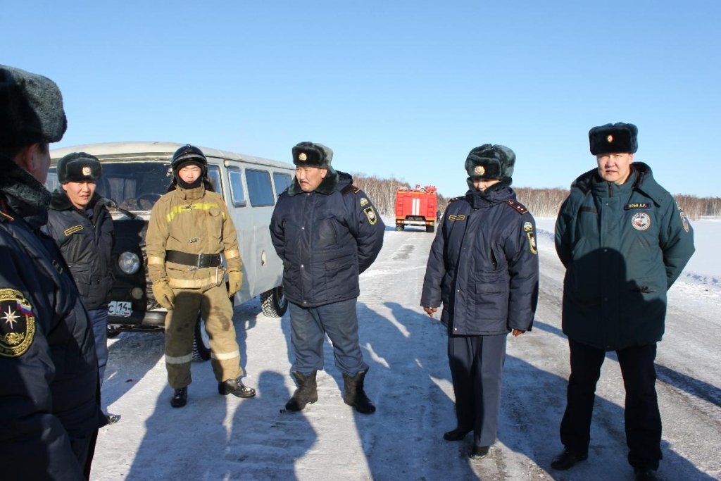 Учения по ликвидации последствий ДТП и заторов провели на автодороге "Вилюй" в Якутии
