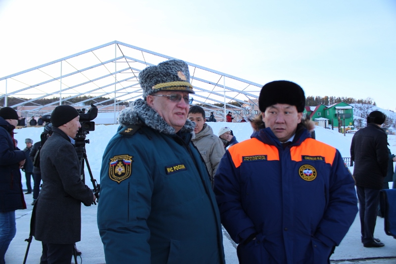 Масштабные противопаводковые учения прошли на реке Лене в Якутске