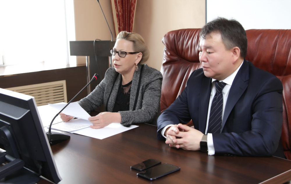Алексей Стручков: продолжим реализовывать "антикризисный план" Якутии
