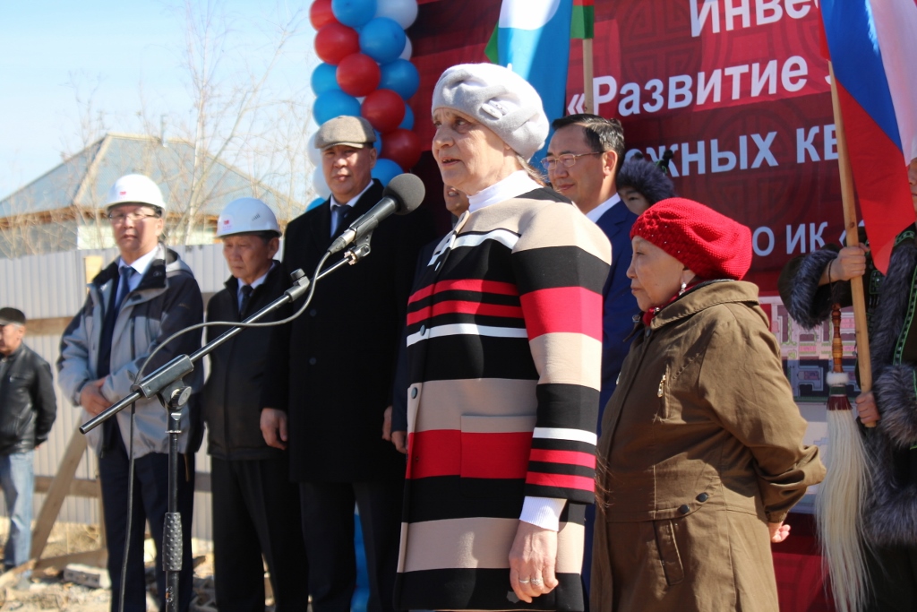 Китайская компания забила первую сваю нового 17 квартала в Якутске