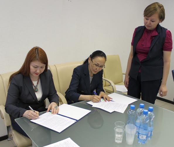 &quotАлмазэргиэнбанк&quot помогает детям-сиротам пресс-служба &quotАлмазэргиенбанка&quot