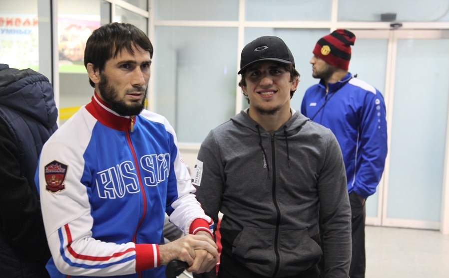 Участники чемпионата России по вольной борьбе прибыли в Якутск