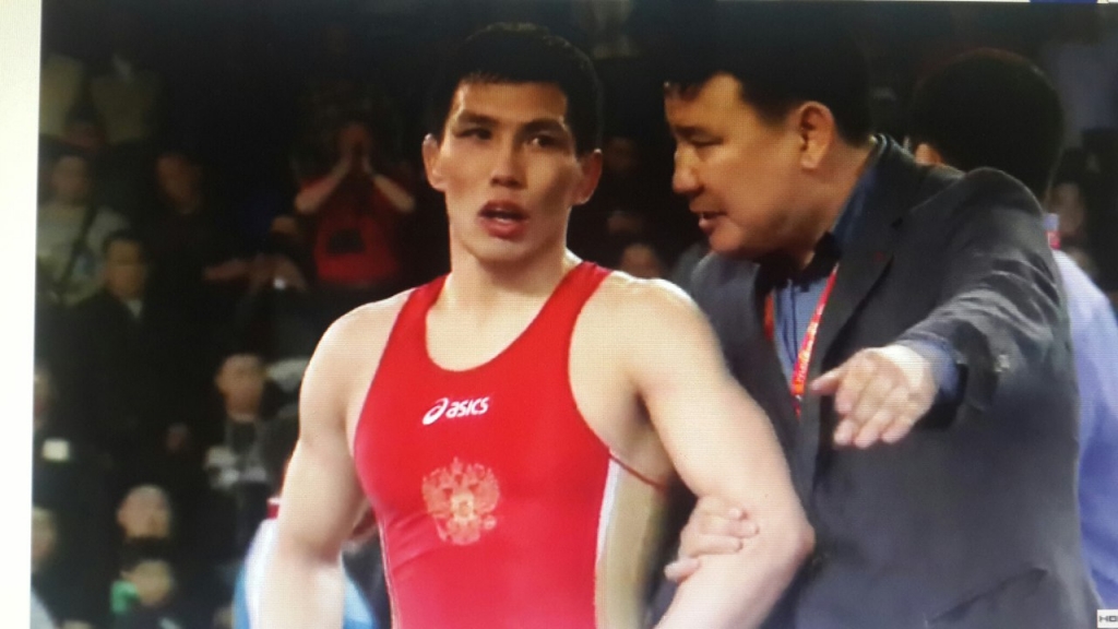 Во время четвертьфинала произошла потасовка между Виктором Лебедевым и его соперником