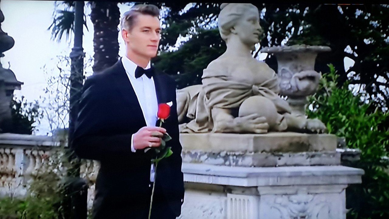 Яна Аносова продолжает бороться за сердце холостяка Алексей Воробьева YakutiaMedia