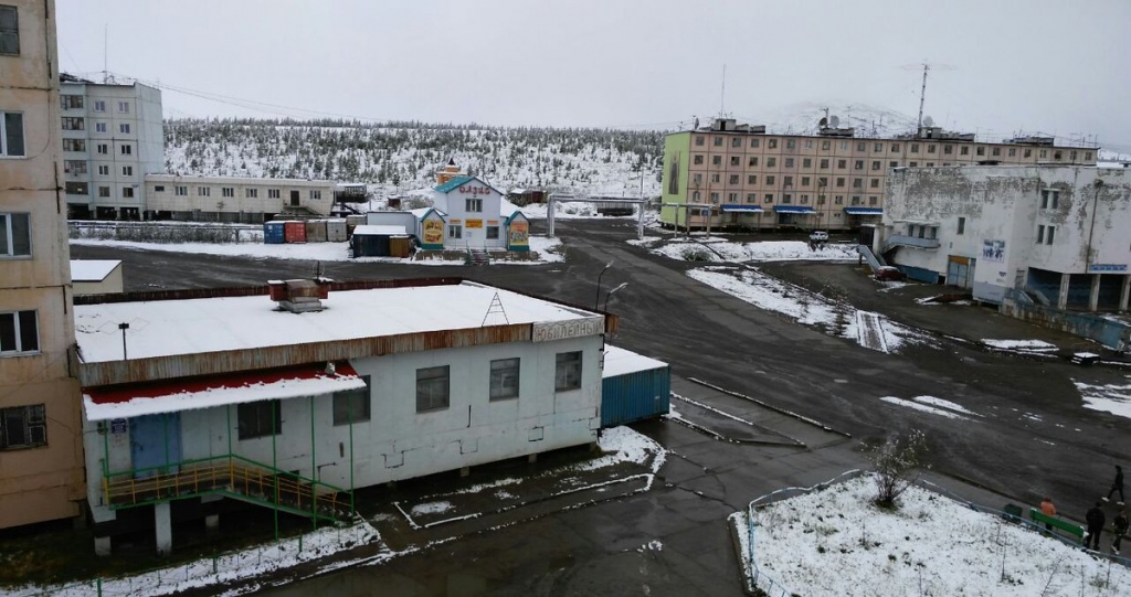 Якутский поселок Депутатский замело снегом вслед за Тикси