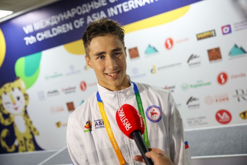 Пловец Владислав Адасько принёс сборной Якутии первую медаль игр 