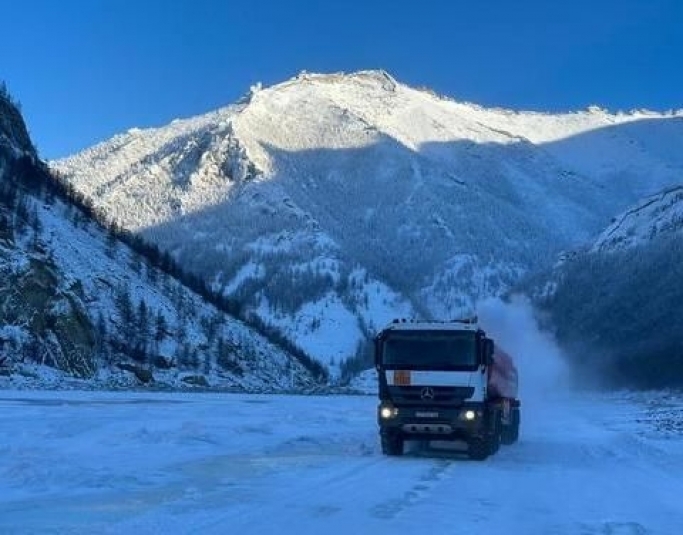 Завоз грузов по автозимникам в Якутии идет с опережением графика