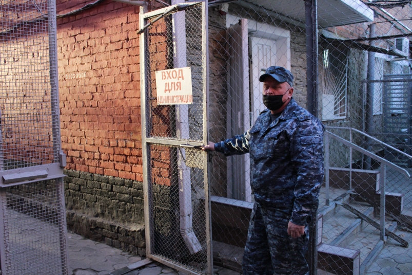 Вынесен приговор трем сотрудникам полиции за истязание задержанных в Якутии