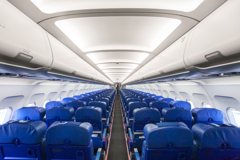 За нарушение прав пассажиров авиакомпанию 