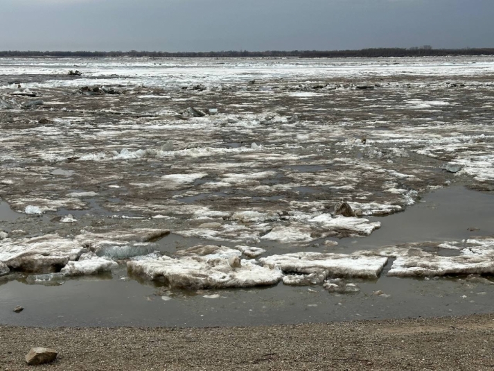 В Якутии ледоход на реке Амга начнется раньше на 10 суток