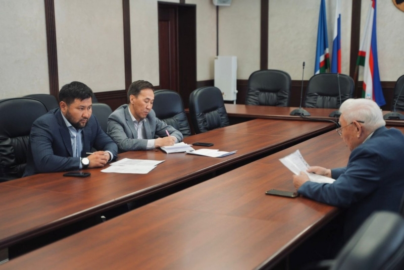 Жители Якутска внесли предложения по обустройству территории и попросили помощи у мэра