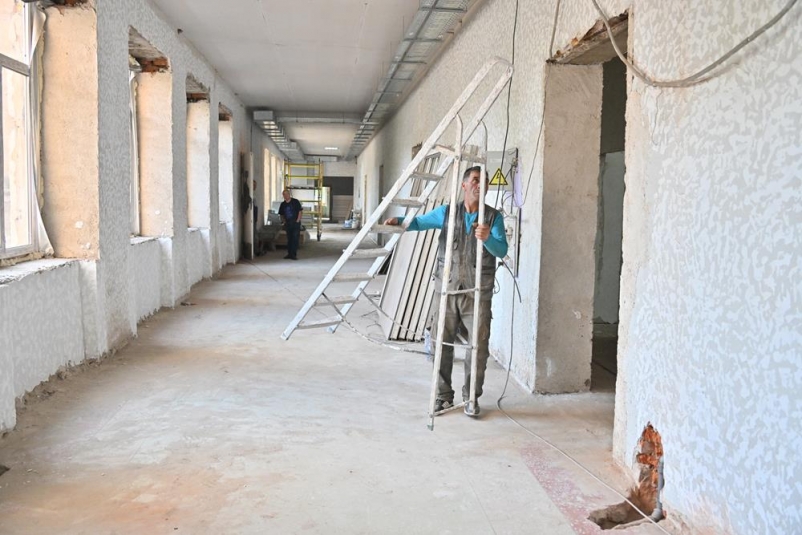 Мэр Хабаровска Сергей Кравчук: ремонт школы №13 стал возможен благодаря президентской программе