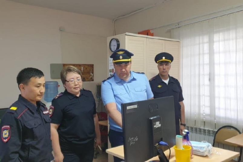 Центр временного содержания для несовершеннолетних проверил прокурор Якутии
