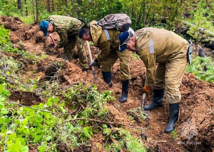 Свыше 20 природных пожаров ликвидировано за сутки в Якутии