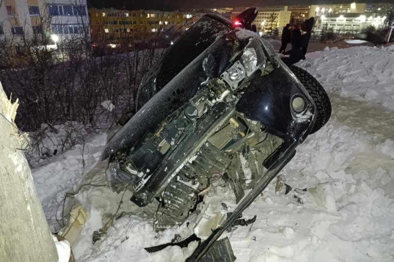 Водитель и ребенок пострадали в ДТП в Якутии