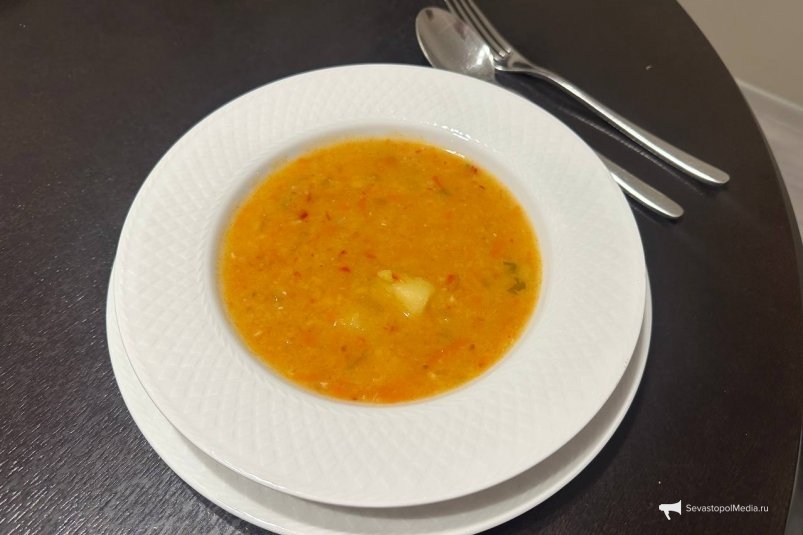 Просто, вкусно, полезно: зачем пить рыбный бульон