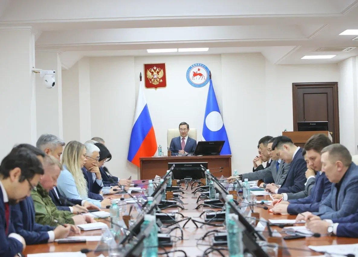 Глава Якутии провел заседание Республиканской комиссии &quotВместе к Победе!&quot Саргын Скрябин, ЯСИА