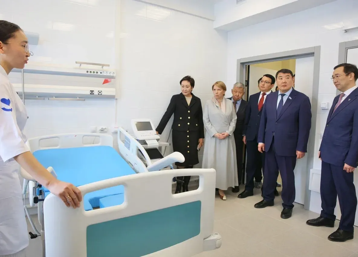 Новый лечебный корпус открыли в селе Намцы Якутии  Саргын Скрябин, ЯСИА