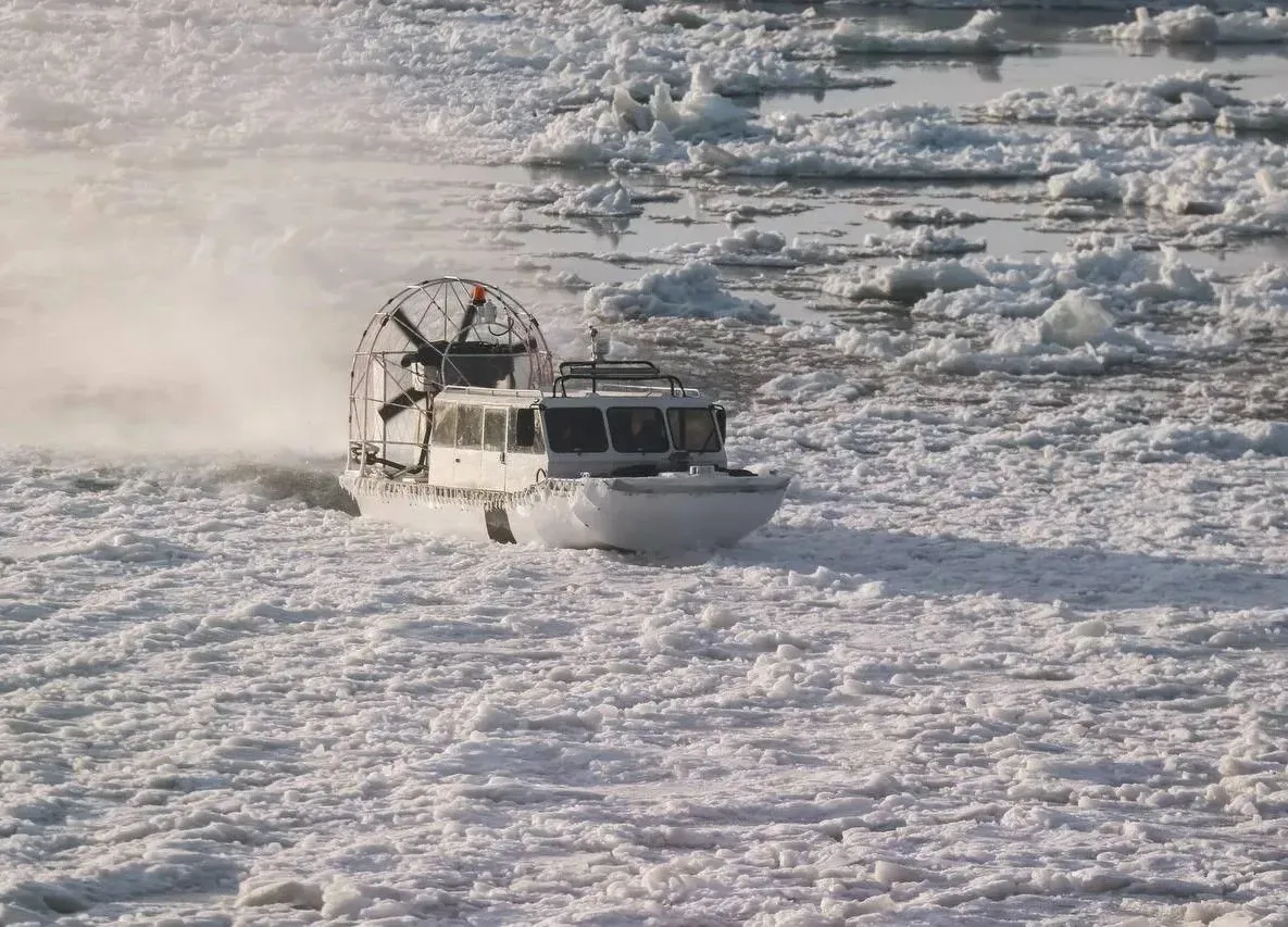 Увеличено количество судов на воздушной подушке для перевозок через реку Лену сайт главы и правительства РС (Я)