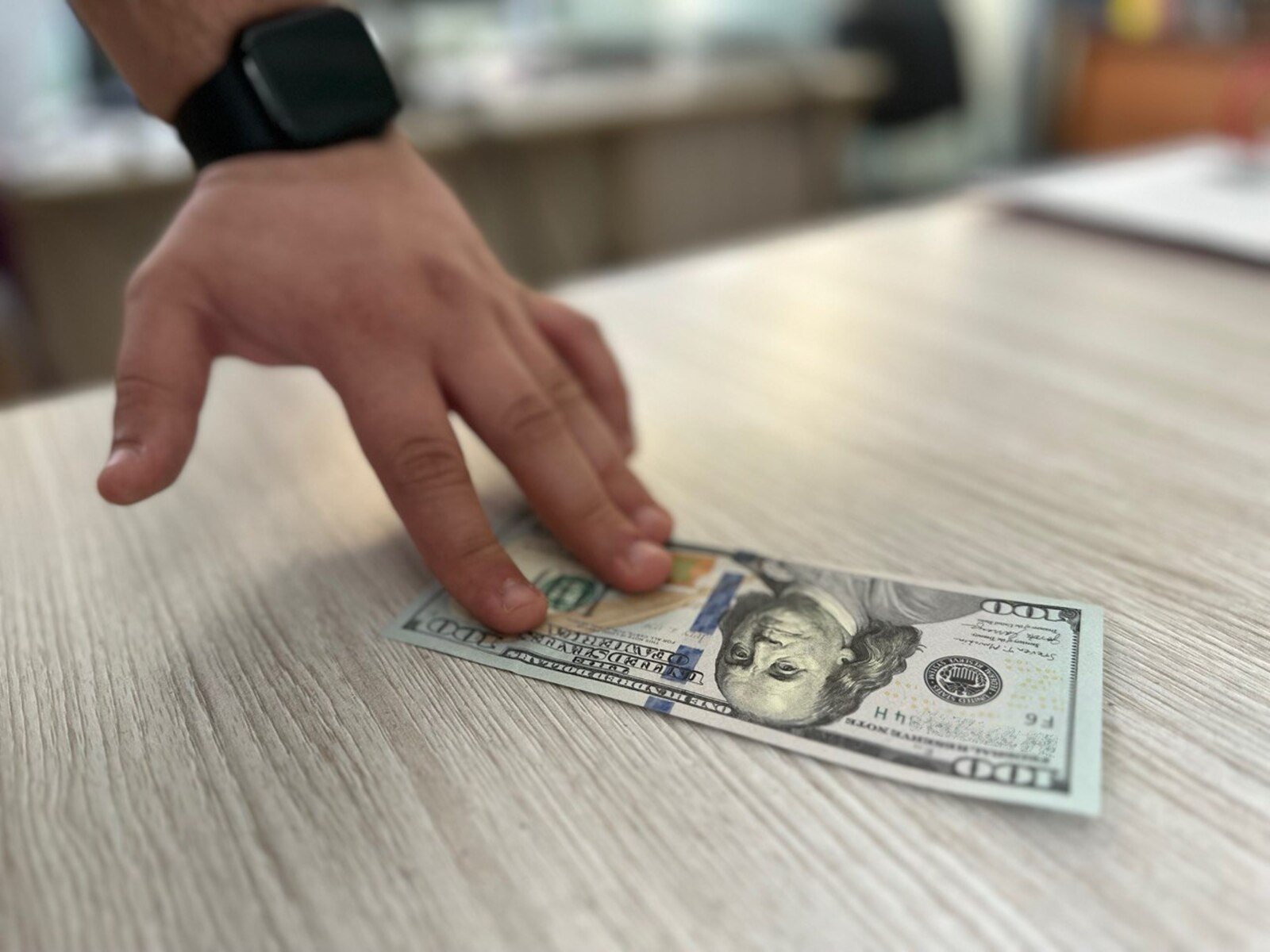 В Якутске возбуждено уголовное дело за трату найденных чужих денег Александр Шепырев, ИА UssurMedia