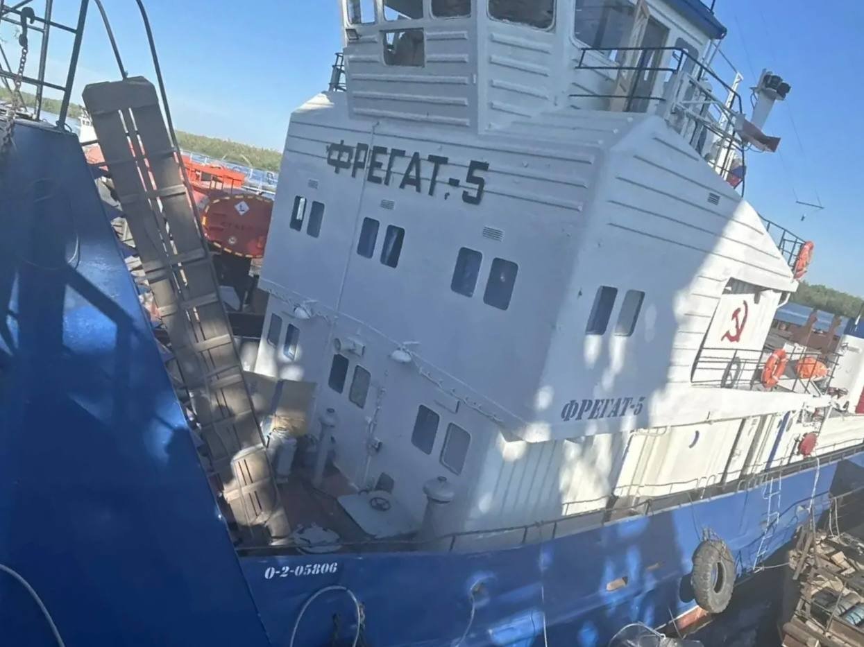 Помощник капитана погиб от удара током в Якутии Якутская транспортная прокуратура
