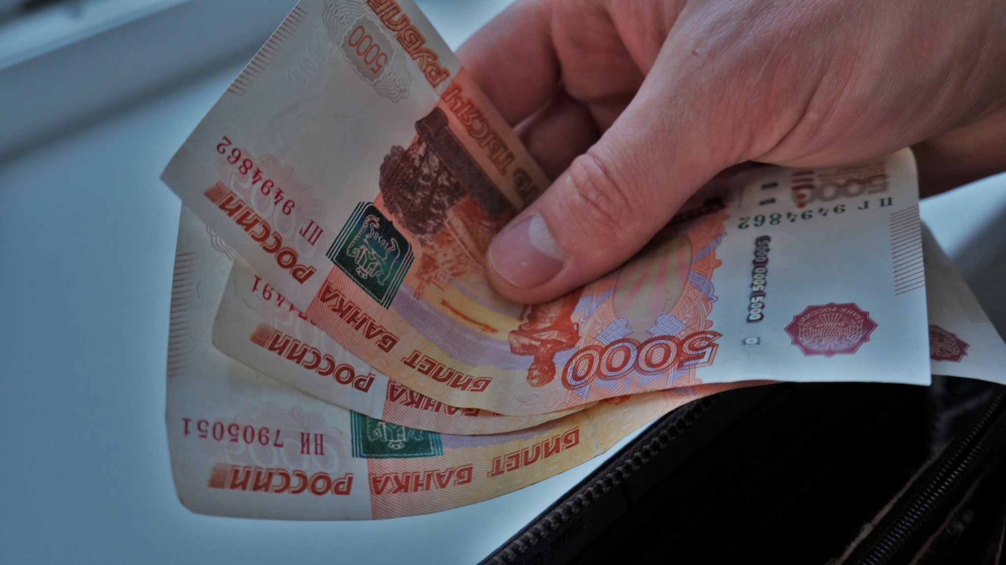 Задолженность по зарплате погашена после вмешательства прокуратуры Якутии Ольга Брютова, ИА UssurMedia