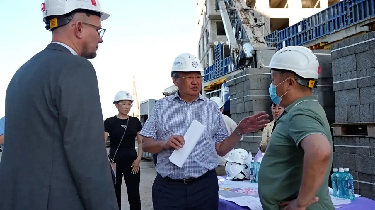 Якутск переходит от точечной застройки к комплексному развитию территорий с канала Макс Д.Садовникова