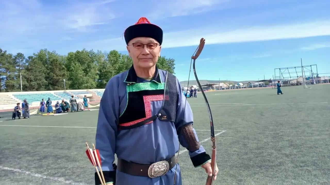 Более 150 лучников вышли на старт турнира памяти мастера спорта СССР Норбоева в Агинском