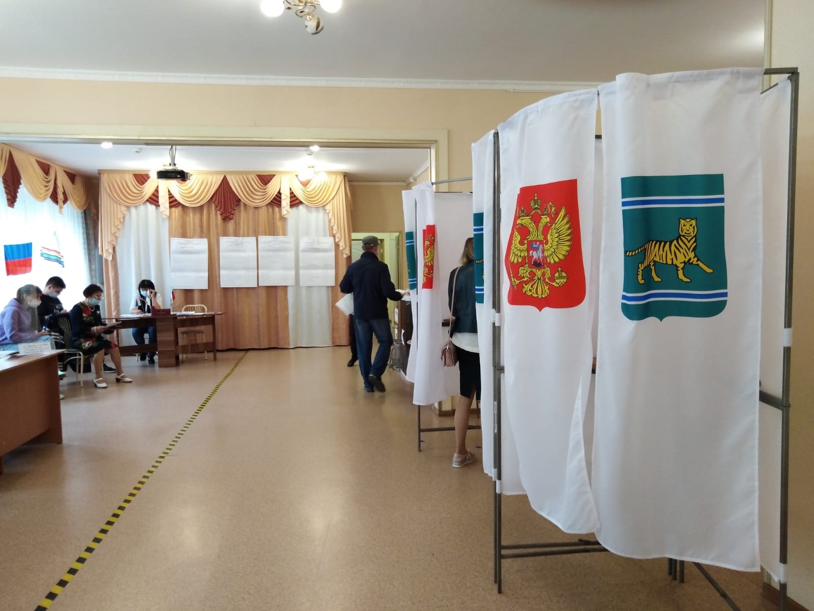 Выборы, голосование Марина  Померанцева , ИА EAOMedia